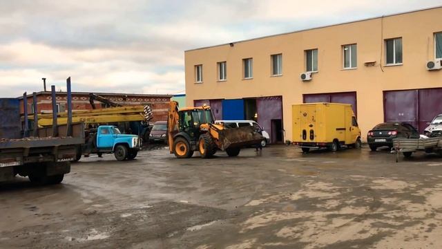 КАК ЗАВЕСТИ КРАН С ТОЛКАЧА! ТРАКТОР НЕ ТОЛЬКО КОПАЕТ! смотреть онлайн