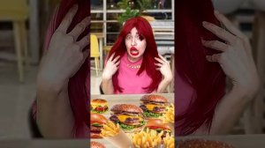 Типичная прогулка подружек🔥