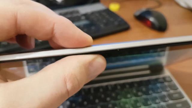 Lenovo Miix 320 отходит экран от корпуса (( смотреть онлайн