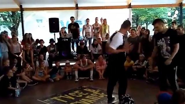 Laslo VS Rockie | Tuse_v_Tuapse Battle 2016 смотреть онлайн