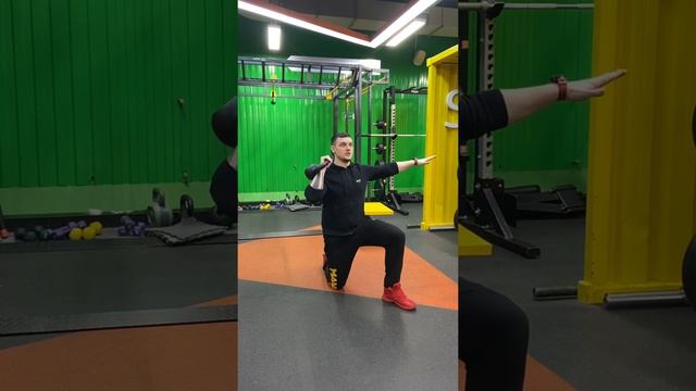 Жим гири с одного колена смотреть онлайн