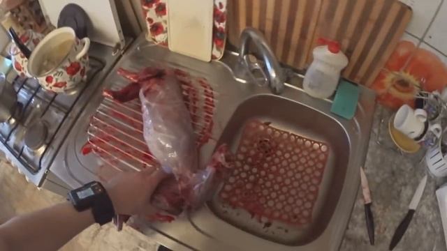 как разделать зайца, потрошение зайца, как снять шкуру с зайца. How to Skin and Clean a Rabbit смотреть онлайн