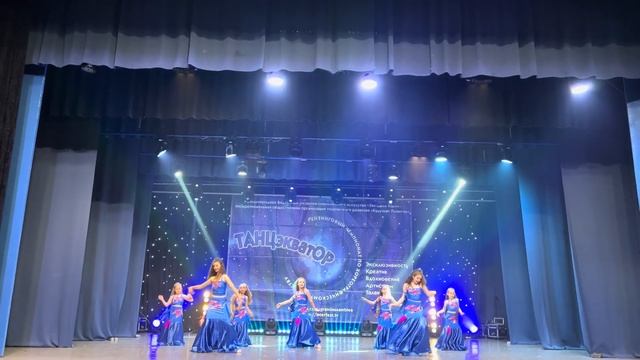 Яркое табла соло! Детский восточный танец. Ученики танцевальной студии «Мир танца» ,г. Севастополь смотреть онлайн