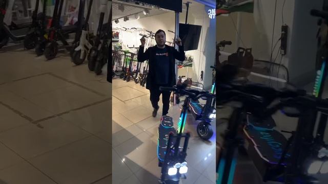 Электросамокат Syccyba Pantera 72 вольта и Syccyba R12 Pro 2023 года! смотреть онлайн