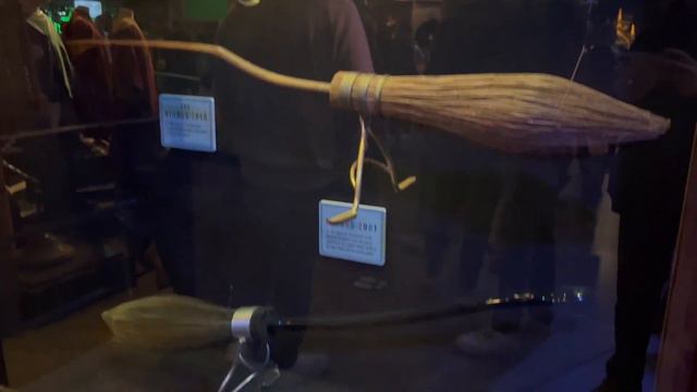 Beatrice's New Chapter | Harry Potter Studio Tour London experience смотреть онлайн