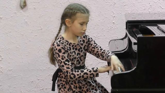 Юсупова Дарьяна Гиллок Колокольчики смотреть онлайн