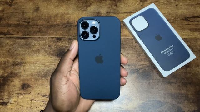Apple iPhone 13 Pro Max | Official Silicone Case Abyss Blue смотреть онлайн