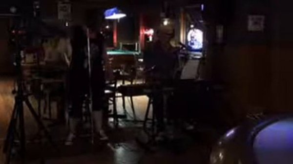 Fretless Seven Nation Army