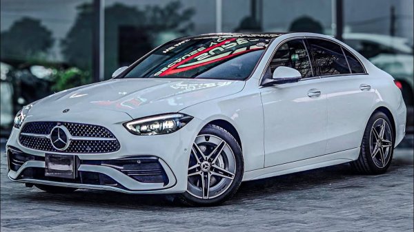 Mercedes C Class (C200) AMG 2024 года — обзор интерьера и экстерьера