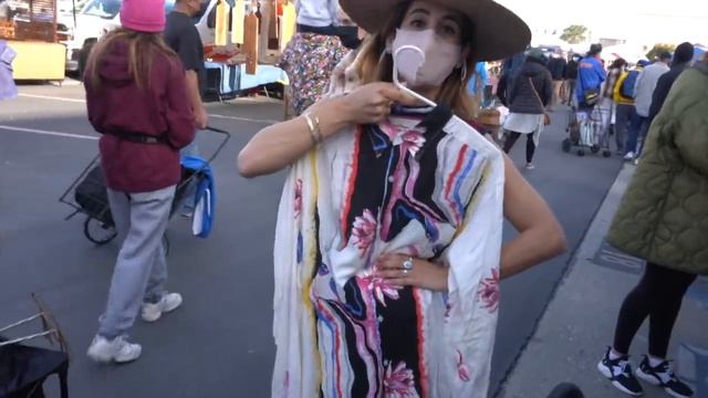 COME THRIFTING WITH US AT THE FLEA MARKET featuring ANNETTE// LONG BEACH FLEA MARKET смотреть онлайн
