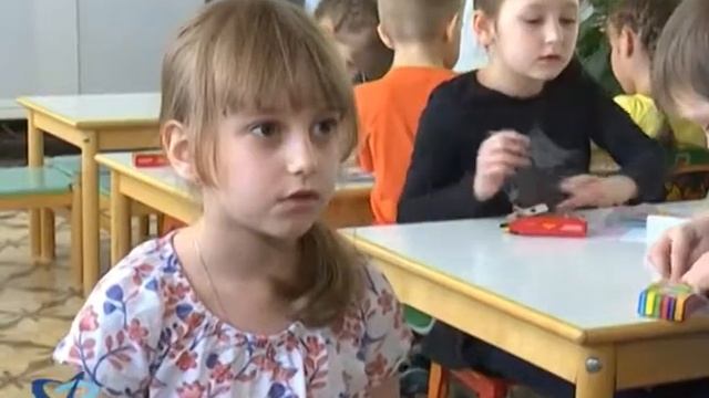 «Мир глазами детей»: профессия продавец 0+ смотреть онлайн