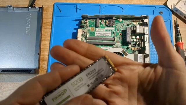 Lenovo M700 Tiny SSD+RAM+Win11 Parte 1