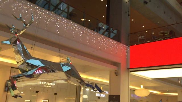 ТЦ «МЕТРОПОЛИС» в Новогоднем убранстве. Москва. 30.12.23г. смотреть онлайн