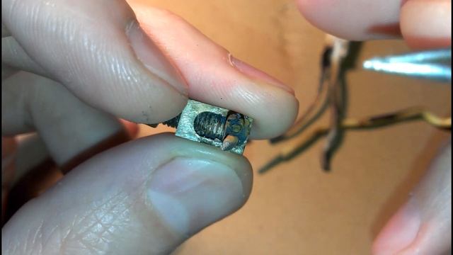 В одной клемме Al + Cu , какой металл крепче? смотреть онлайн