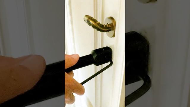 Как сломать личинку замка за одну минуту) смотреть онлайн