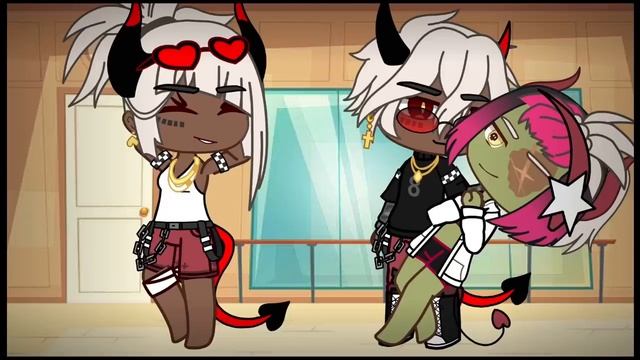 ? Looking at Me ✨{ GCMV - GACHA CLUB } ? смотреть онлайн