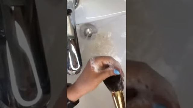 Кисти для макияжа Artistry - как их очищать смотреть онлайн