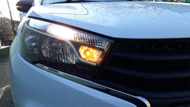 Пример работы зеркальных ламп в поворотниках Весты смотреть онлайн