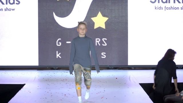 Коллекции бренда "G - STARS KIDS", юбилей StarKids Fashion Show смотреть онлайн