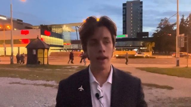 Чому в літаку так холодно? Холодильник з крилами смотреть онлайн