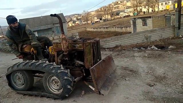 Гусеничный трактор-самоделка смотреть онлайн