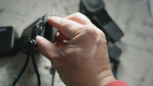 DJI Pocket 3 vs Insta360 1" vs Sony ZV-1 смотреть онлайн