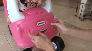 Большая розовая машинка каталка собираем и устраиваем гонки с трактором Little T