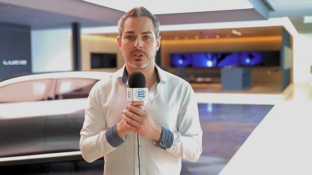 FIRST Electric Car Showroom By Lucid - EXCLUSIVE!
