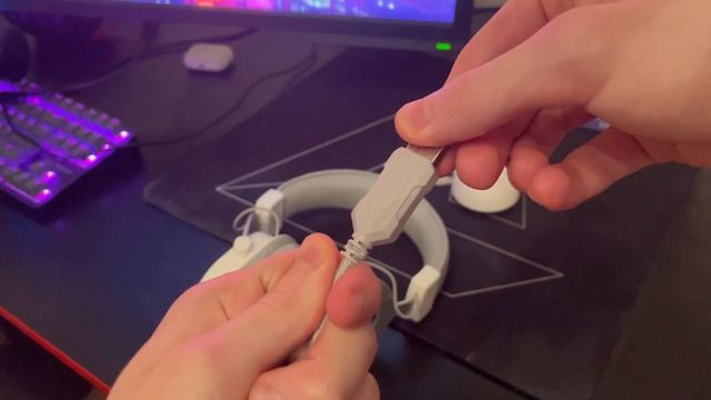 Обзор игровых наушников Fifine AmliGame H6 за 3000 рублей! смотреть онлайн