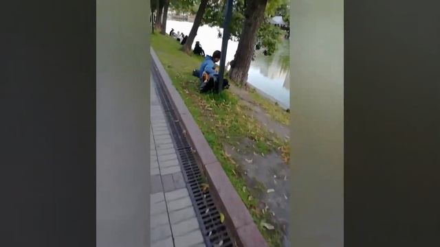 Москва. Прогулка. Метро. Чистые пруды. 25.07.20. смотреть онлайн