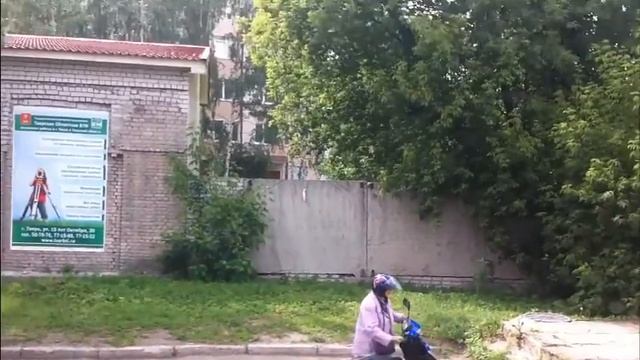 женщина села за руль мопеда в 69 лет смотреть онлайн