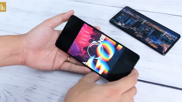 Mở hộp iQOO Neo 8 và iQOO Neo 8 Pro đầu tiên tại VN: Dimensity 9200+ mạnh hơn Snap 8+ Gen 1 nhiều! смотреть онлайн