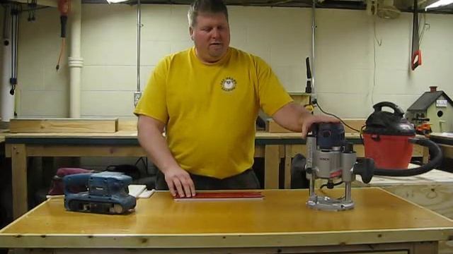 Shop Tip --- Make a zero clearance insert plate out of a cutting board смотреть онлайн