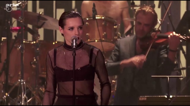 The Man Who Sold The World (perf. Jehnny Beth)