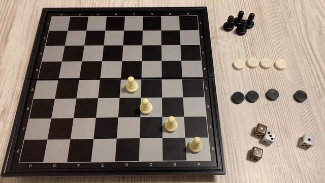 Настольная игра «В уголка» на шахматной доске смотреть онлайн