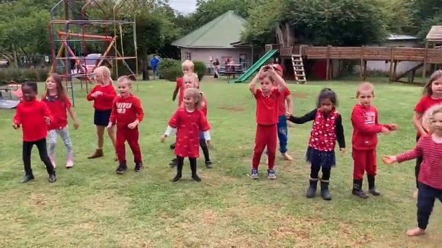 Hilltops Pre-school in Hilton, Pietermaritzburg, bags weekly prize in Dance of Brave challenge смотреть онлайн