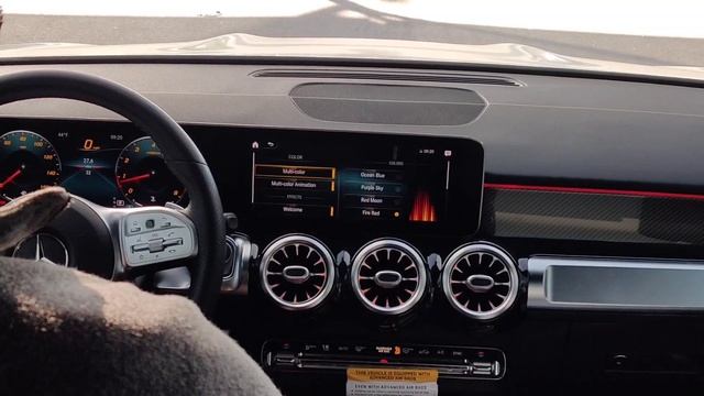 2020 Mercedes-Benz GLB 250 смотреть онлайн