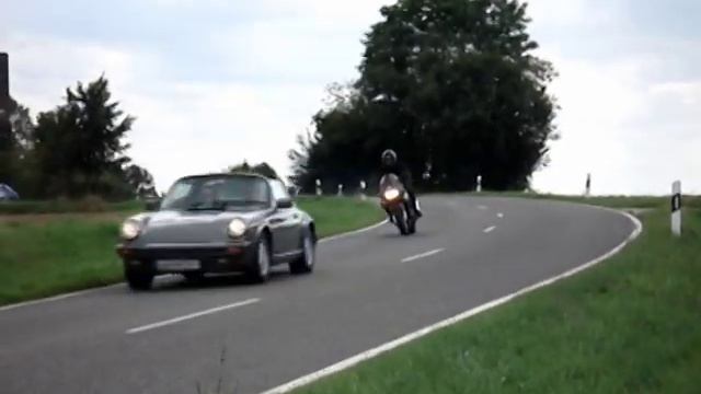 Honda VTR 1000 Firestorm with Leo Vince slip on 08/08 смотреть онлайн