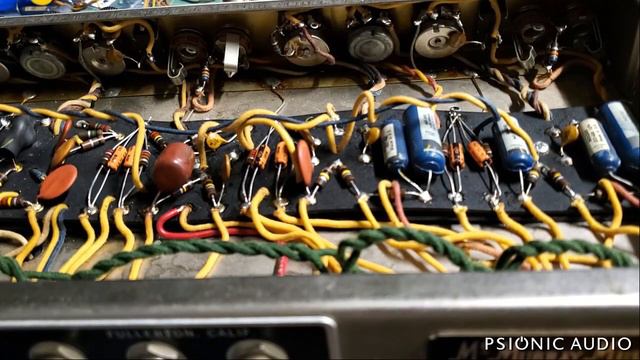 '66 Fender Super Reverb Part 2: Showing the Completed Work смотреть онлайн