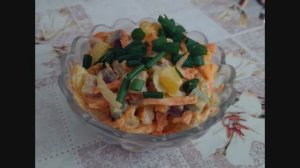 Салат с сельдью и овощами