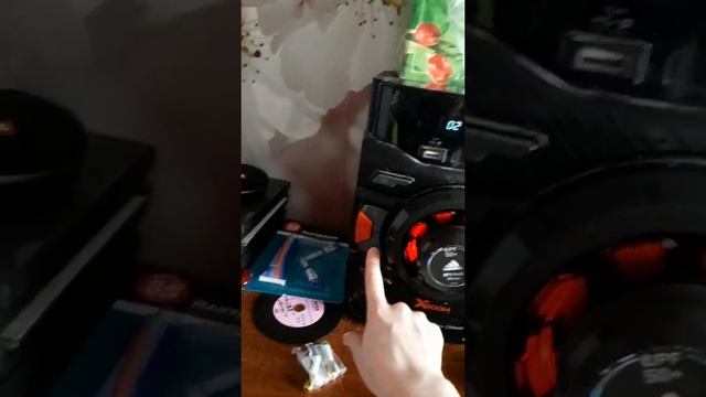 Музыкальный центр LG