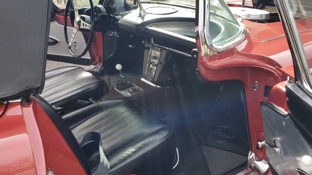 1960 Chevrolet Corvette 283 4-Speed смотреть онлайн