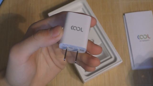 Leeco Cool 1 - распаковка и мини-сравнение с Xiaomi Redmi Pro смотреть онлайн