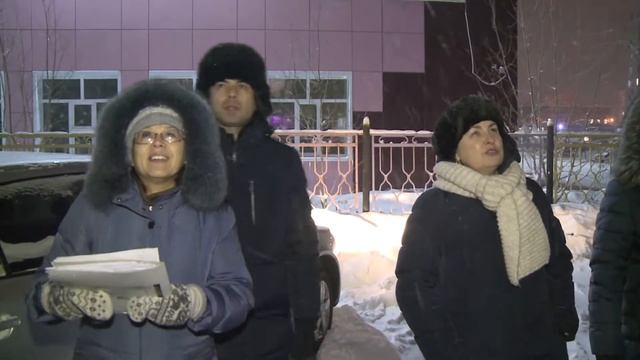 Комиссия оценила новогодние окна, украшенные к празднику смотреть онлайн