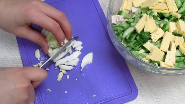 Потрясающе Вкусный Салат Такой никогда не приедается Новогодний салат смотреть онлайн
