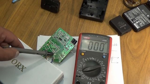 Ремонт зарядного устройства Nikon смотреть онлайн