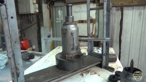 Замена сайлентблоков передних рычагов W124 W201