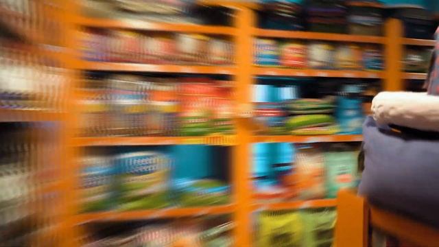 Магазин "Рыжий кот" в ТК "Три мартышки" смотреть онлайн