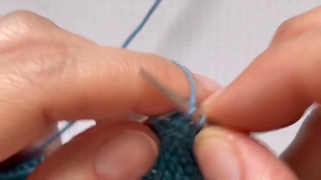 Плед спицам из квадратов // Куда деть остатки пряжи смотреть онлайн