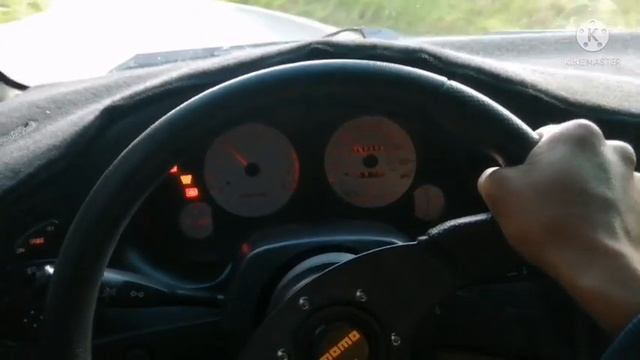 mi sensación de manejo con el nuevo volante y amortiguadores kyb como con los resortes. смотреть онлайн